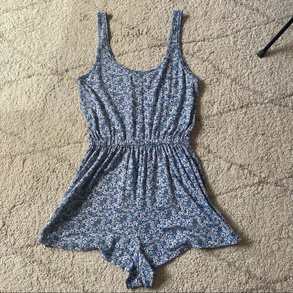 Floral romper - Picture 3 of 4